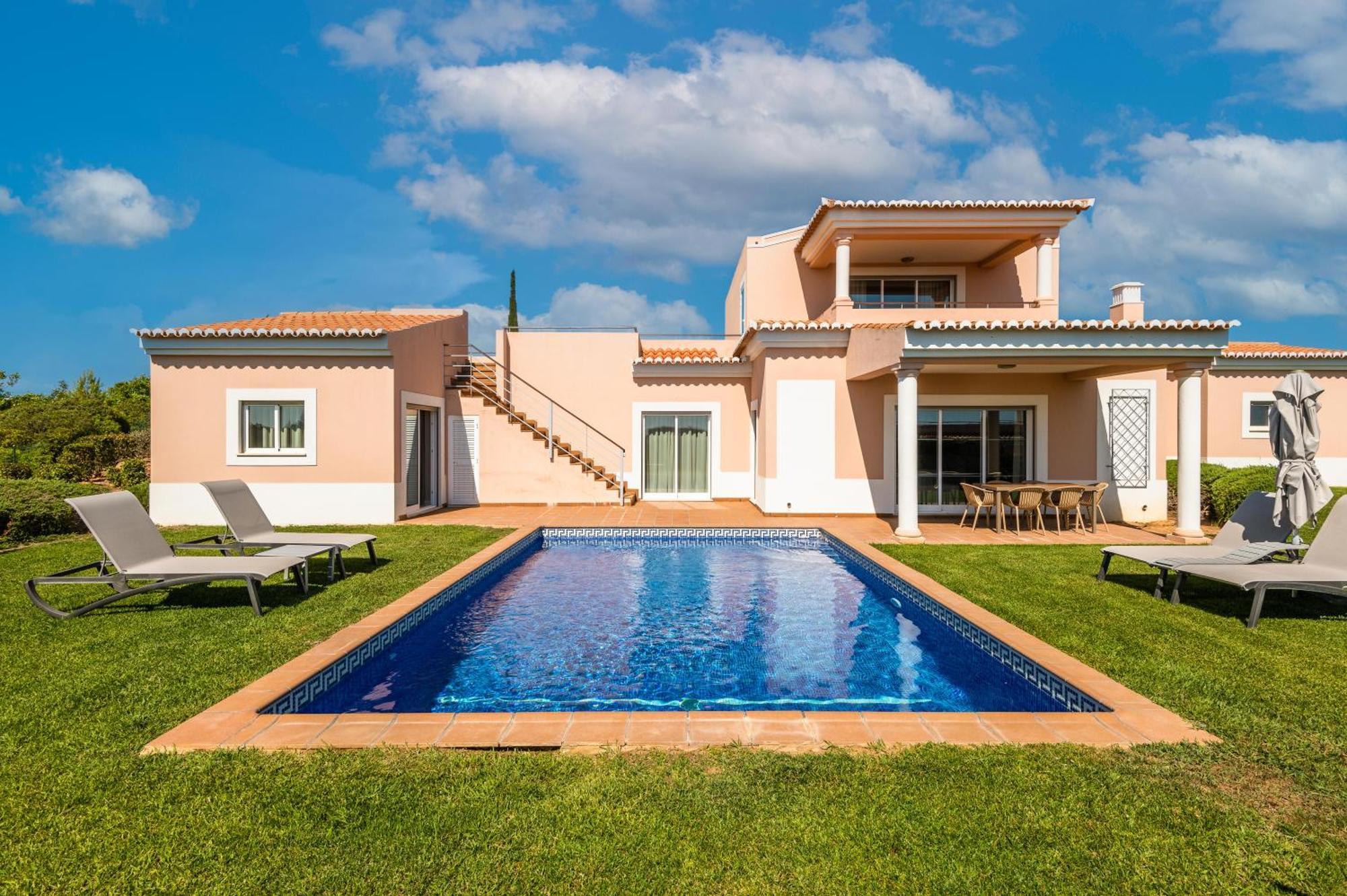 Villa con 3 Camere da Letto e Piscina Privata